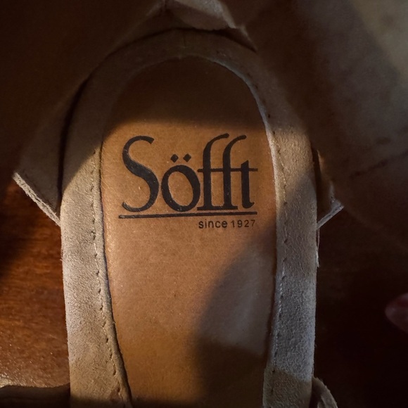 Sofft Women’s Samoa, Rose Taupe, Ruched Suede, Wedge Heeled Sandals size 8.5 - Picture 6 of 8